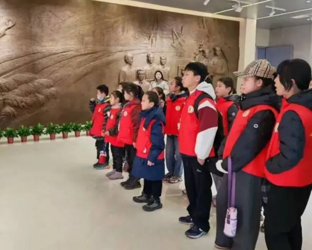 课一体化虚拟教研室打破时空壁垒让教师完成随时随地共研共进 课一体化虚拟教研室打破时空壁垒让教师完成随时随地共研共进